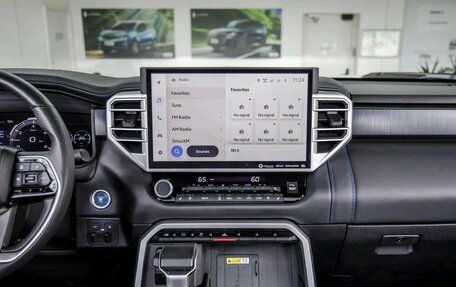 Toyota Tundra, 2023 год, 8 328 000 рублей, 17 фотография