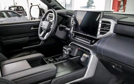 Toyota Tundra, 2023 год, 8 328 000 рублей, 22 фотография