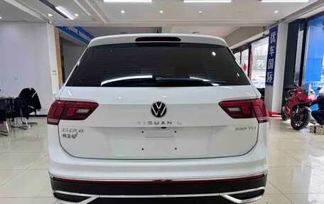 Volkswagen Tiguan II, 2022 год, 2 711 666 рублей, 5 фотография