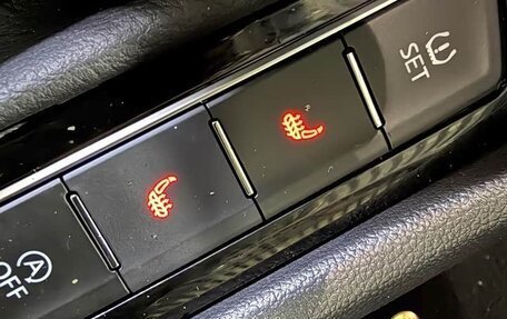 Volkswagen Tiguan II, 2023 год, 2 390 000 рублей, 9 фотография