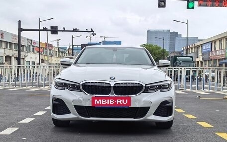 BMW 3 серия, 2022 год, 2 674 000 рублей, 2 фотография