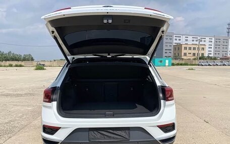 Volkswagen T-Roc I, 2022 год, 2 610 000 рублей, 7 фотография