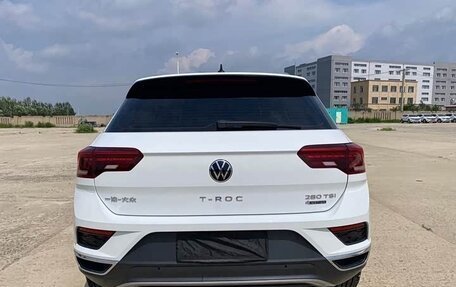 Volkswagen T-Roc I, 2022 год, 2 610 000 рублей, 5 фотография