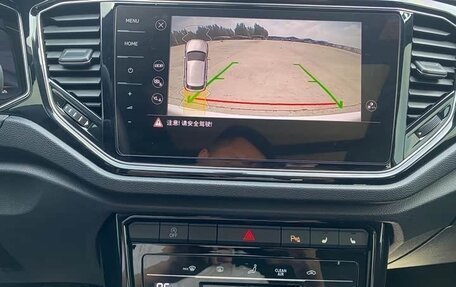 Volkswagen T-Roc I, 2022 год, 2 610 000 рублей, 14 фотография