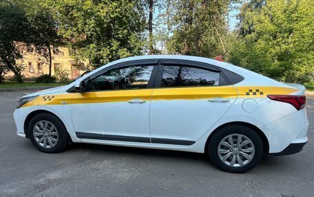 Hyundai Solaris II рестайлинг, 2020 год, 830 000 рублей, 3 фотография
