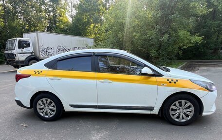 Hyundai Solaris II рестайлинг, 2020 год, 830 000 рублей, 4 фотография