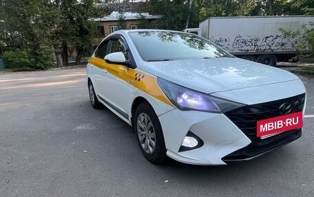 Hyundai Solaris II рестайлинг, 2020 год, 830 000 рублей, 2 фотография