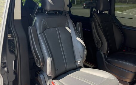 Hyundai Staria, 2023 год, 5 000 000 рублей, 6 фотография