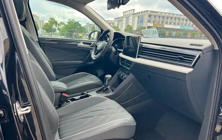 Volkswagen Tiguan II, 2022 год, 2 712 666 рублей, 5 фотография