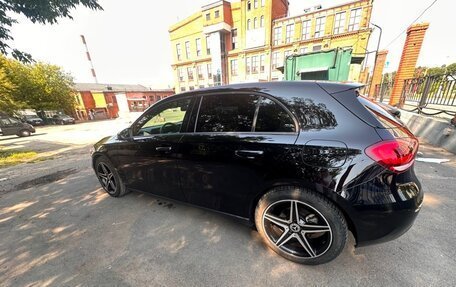 Mercedes-Benz A-Класс, 2019 год, 2 800 000 рублей, 4 фотография