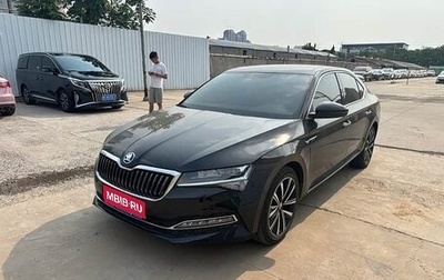 Skoda Superb III рестайлинг, 2023 год, 1 970 000 рублей, 1 фотография