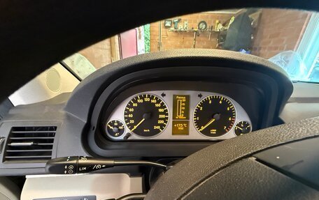 Mercedes-Benz B-Класс, 2012 год, 1 100 000 рублей, 13 фотография