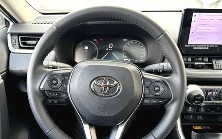 Toyota RAV4, 2024 год, 5 150 000 рублей, 12 фотография