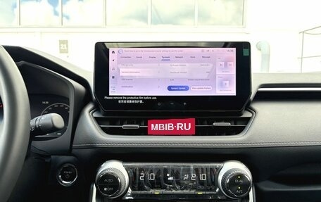 Toyota RAV4, 2024 год, 5 150 000 рублей, 13 фотография