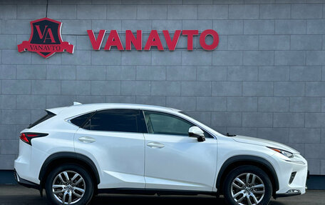 Lexus NX I, 2018 год, 3 090 000 рублей, 4 фотография