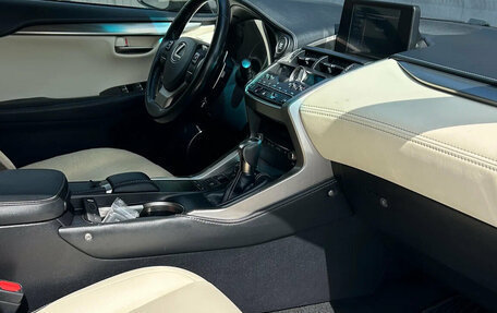 Lexus NX I, 2018 год, 3 090 000 рублей, 14 фотография