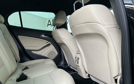 Mercedes-Benz GLA, 2019 год, 2 350 000 рублей, 11 фотография