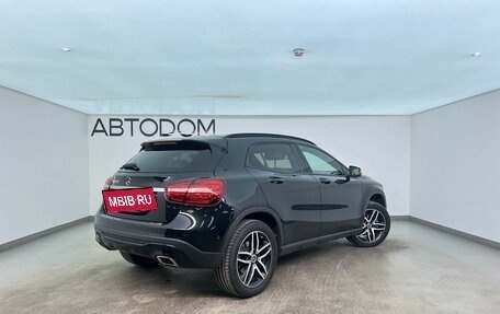 Mercedes-Benz GLA, 2019 год, 2 350 000 рублей, 2 фотография