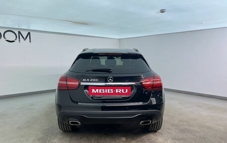 Mercedes-Benz GLA, 2019 год, 2 350 000 рублей, 4 фотография