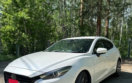 Mazda Axela, 2017 год, 1 470 000 рублей, 2 фотография