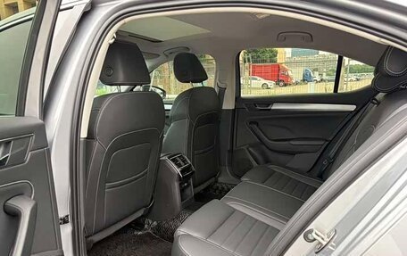 Skoda Superb III рестайлинг, 2023 год, 2 090 000 рублей, 6 фотография