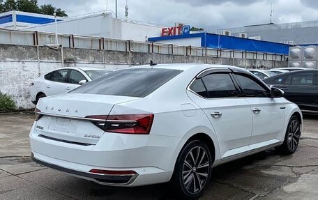 Skoda Superb III рестайлинг, 2022 год, 2 070 000 рублей, 6 фотография