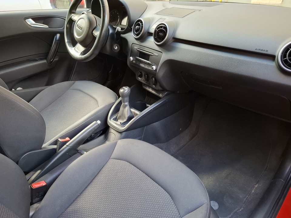 Audi A1 8X, 2012 год, 860 000 рублей, 6 фотография