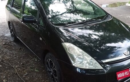 Toyota Wish II, 2003 год, 680 000 рублей, 4 фотография