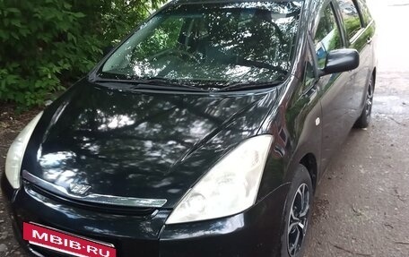 Toyota Wish II, 2003 год, 680 000 рублей, 3 фотография
