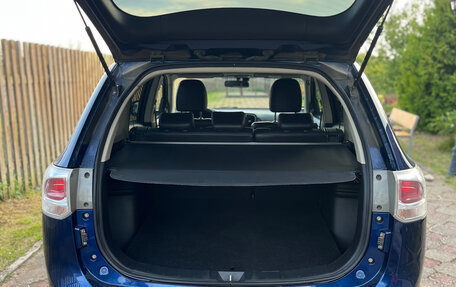 Mitsubishi Outlander III рестайлинг 3, 2013 год, 1 300 000 рублей, 15 фотография