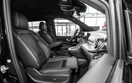 Mercedes-Benz V-Класс, 2025 год, 13 000 000 рублей, 24 фотография