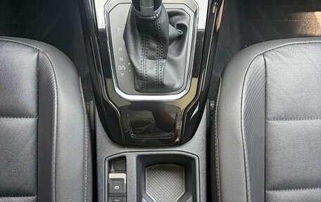 Volkswagen T-Roc I, 2023 год, 1 280 333 рублей, 12 фотография