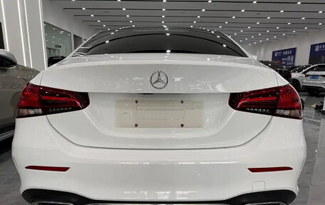 Mercedes-Benz A-Класс, 2023 год, 1 550 001 рублей, 5 фотография