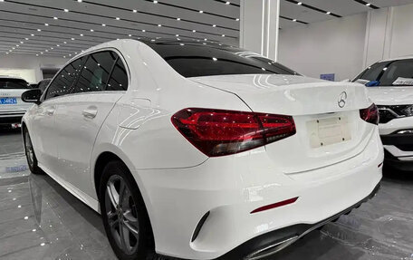 Mercedes-Benz A-Класс, 2023 год, 1 550 001 рублей, 4 фотография