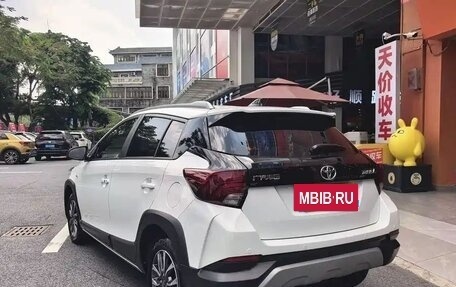 Toyota Yaris, 2022 год, 1 190 005 рублей, 9 фотография