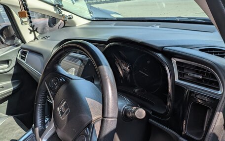 Honda Shuttle II, 2018 год, 1 500 000 рублей, 15 фотография