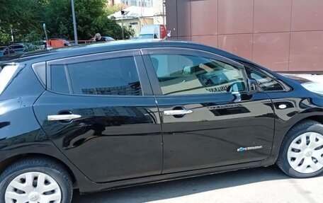 Nissan Leaf I, 2014 год, 700 000 рублей, 2 фотография