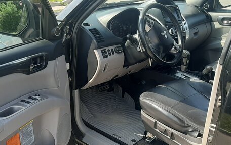 Mitsubishi Pajero Sport II рестайлинг, 2015 год, 2 030 000 рублей, 6 фотография