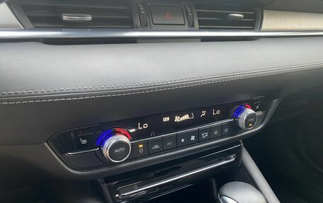 Mazda 6, 2019 год, 2 225 000 рублей, 29 фотография
