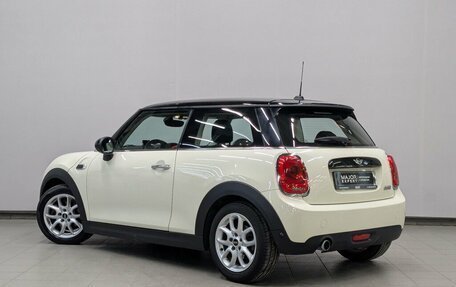 MINI Hatch, 2016 год, 1 830 500 рублей, 4 фотография