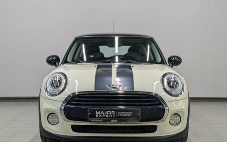 MINI Hatch, 2016 год, 1 830 500 рублей, 10 фотография
