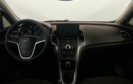 Opel Astra J, 2014 год, 710 000 рублей, 8 фотография