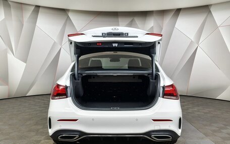 Mercedes-Benz A-Класс, 2022 год, 3 000 000 рублей, 12 фотография