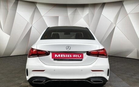 Mercedes-Benz A-Класс, 2022 год, 3 000 000 рублей, 8 фотография