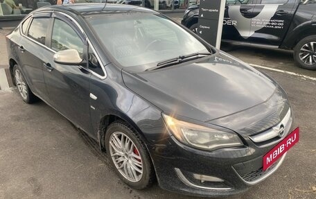 Opel Astra J, 2012 год, 559 000 рублей, 2 фотография