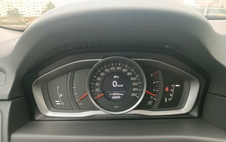 Volvo XC70 II рестайлинг, 2015 год, 1 630 000 рублей, 15 фотография