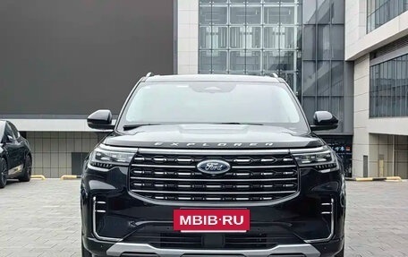 Ford Explorer VI, 2024 год, 6 850 000 рублей, 2 фотография