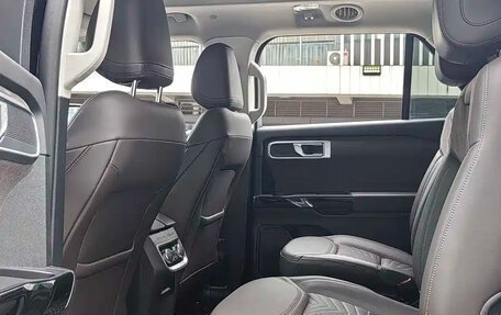 Ford Explorer VI, 2024 год, 6 850 000 рублей, 17 фотография