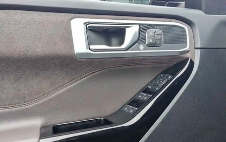 Ford Explorer VI, 2024 год, 6 850 000 рублей, 15 фотография