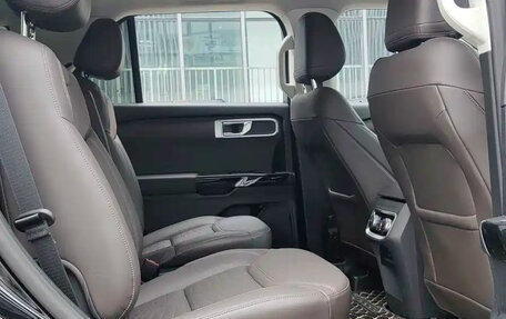 Ford Explorer VI, 2024 год, 6 850 000 рублей, 16 фотография
